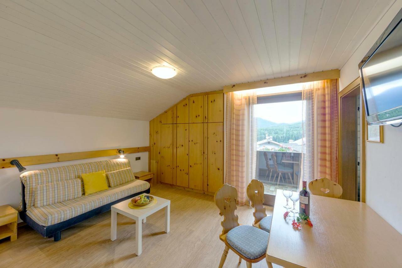 Appartements Erika Pfalzen Exteriör bild
